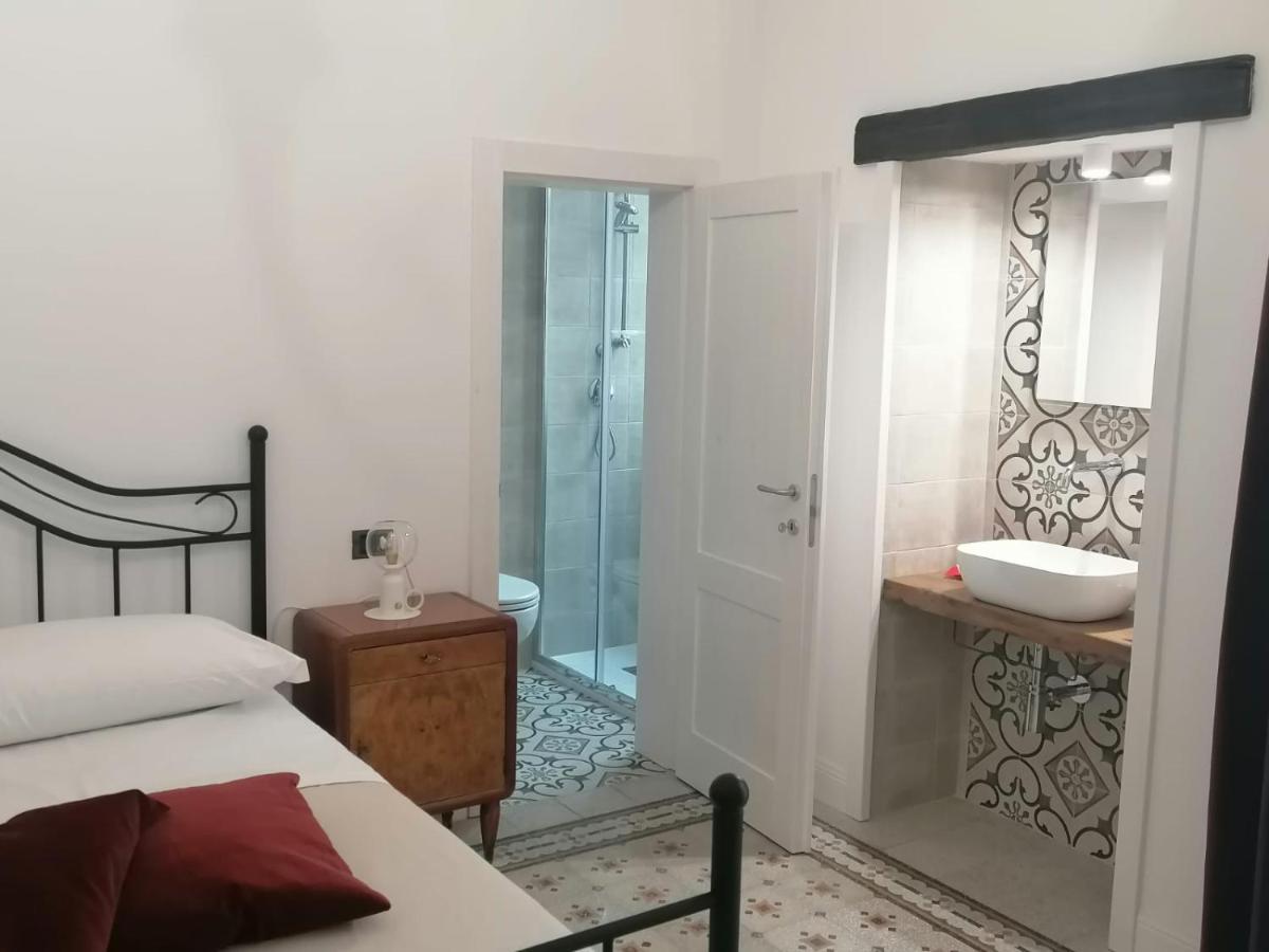 Le Scale Di Pietra Bed & Breakfast กอนแวร์ซาโน ภายนอก รูปภาพ